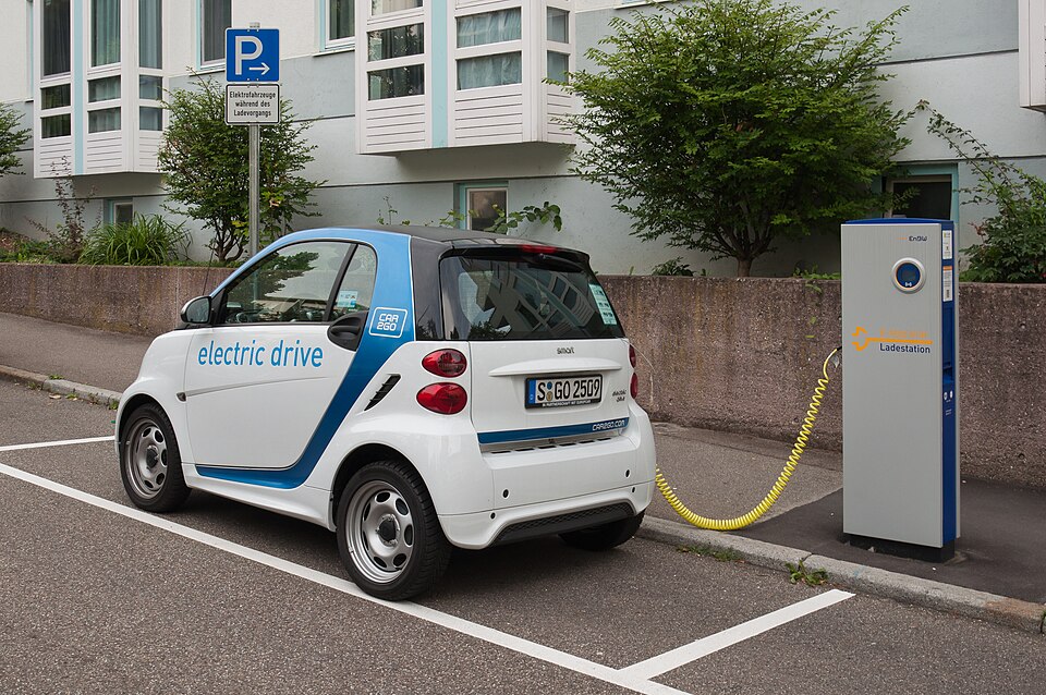 Zdjęcie ilustracyjne: Car2Go Charging Station Stuttgart 2013 01