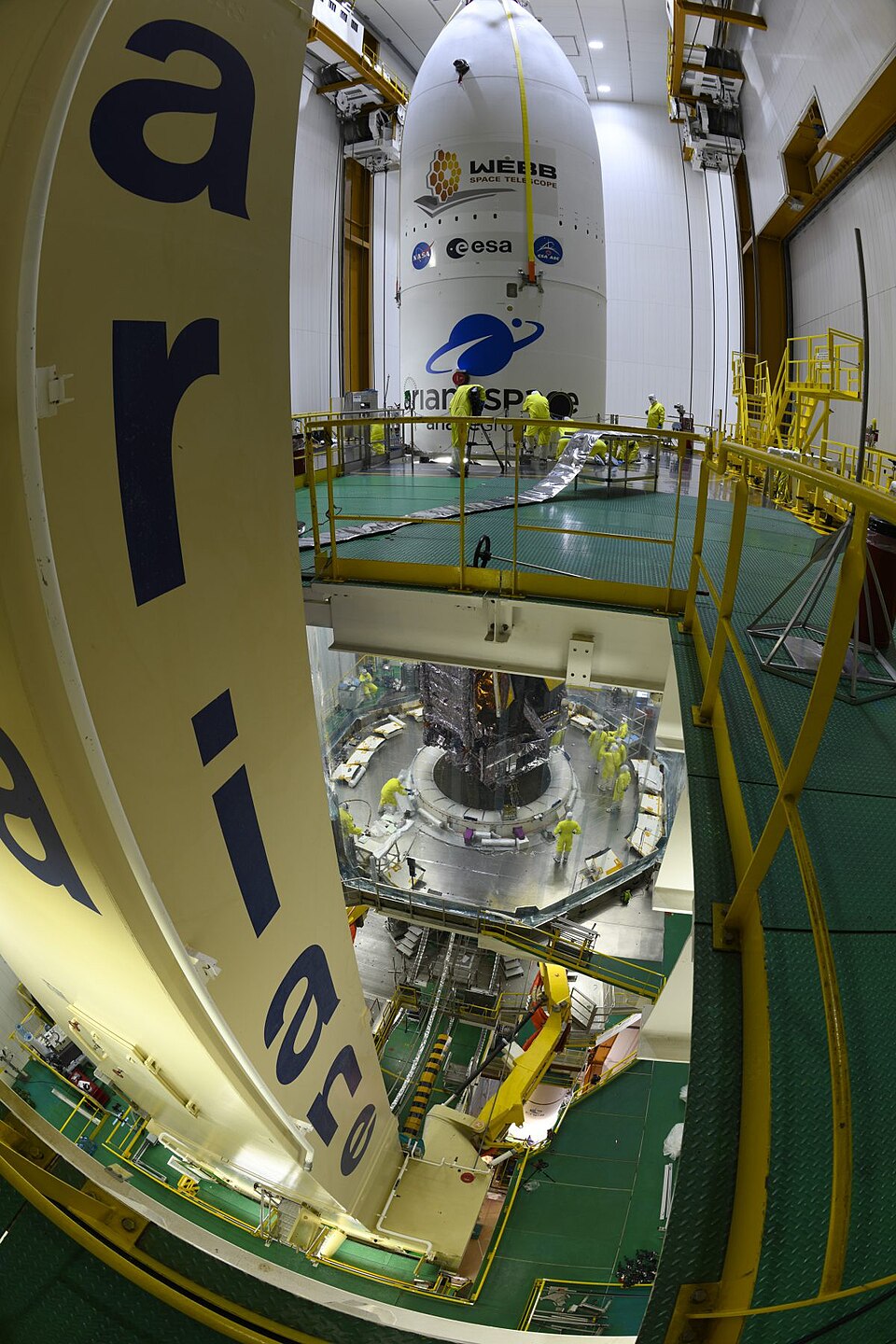 Zdjęcie ilustracyjne: NASA’s James Webb Space Telescope has been securely enclosed within the Ariane 5 rocket.jpg