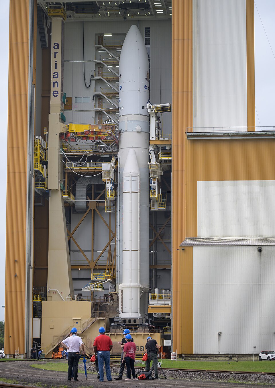 Zdjęcie ilustracyjne: Ariane 5 Rollout with James Webb Space Telescope (NHQ202112230023).jpg