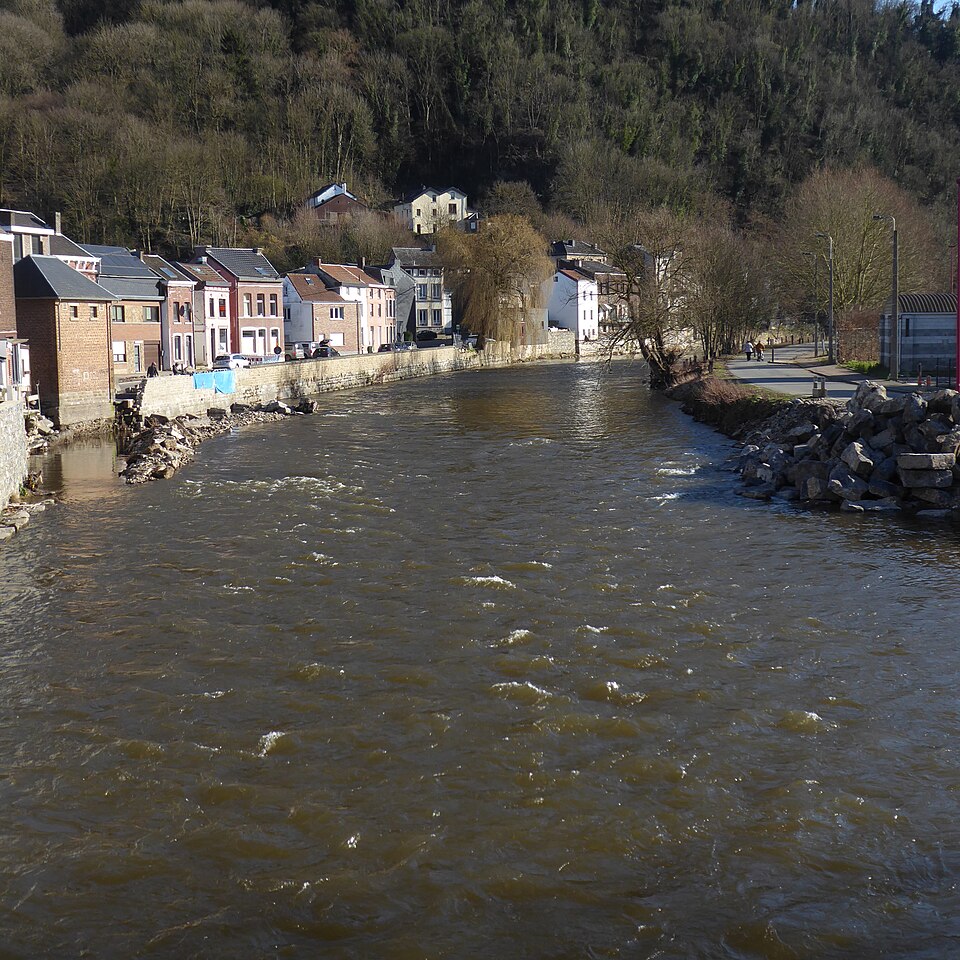 Zdjęcie ilustracyjne: Weser (Ourthe) nahe Lüttich.jpg