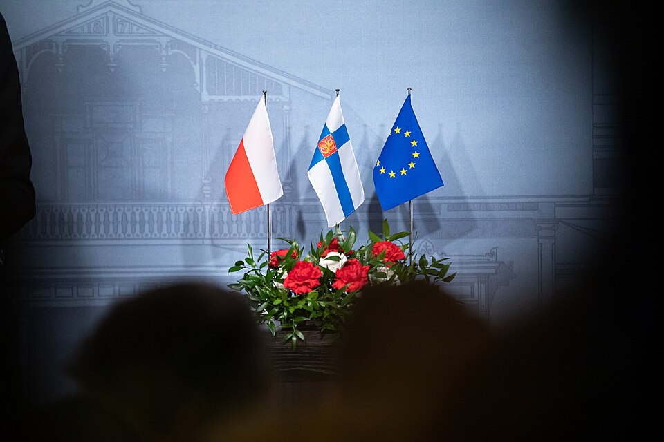 Zdjęcie ilustracyjne: Prime Minister Sanna Marin and Prime Minister of Poland Mateusz Morawiecki in Helsinki 20.11.2022 (52512503790).jpg