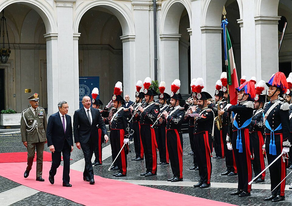 Zdjęcie ilustracyjne: Ilham Aliyev met with President of Council of Ministers of Italy Mario Draghi 05.jpg
