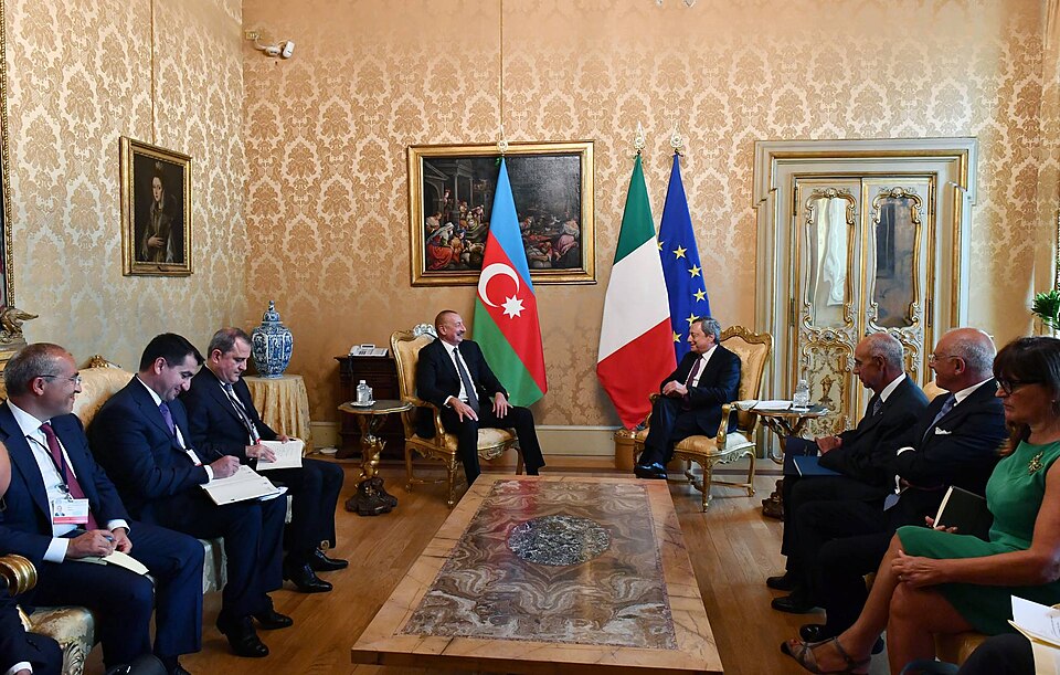 Zdjęcie ilustracyjne: Ilham Aliyev met with President of Council of Ministers of Italy Mario Draghi 15.jpg