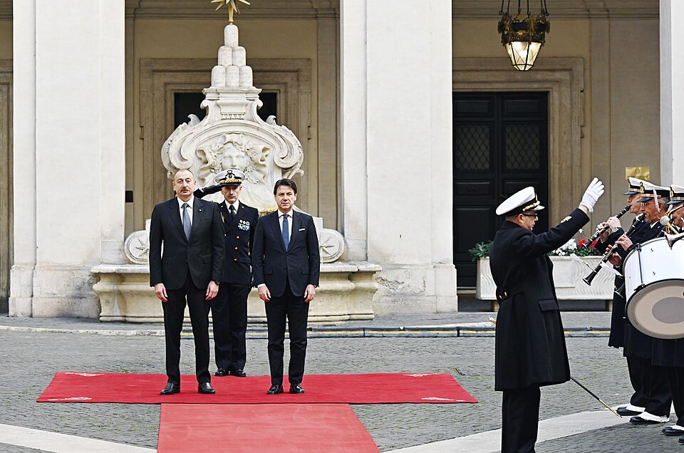 Zdjęcie ilustracyjne: Ilham Aliyev met with President of Council of Ministers of Italy Giuseppe Conte 04.jpg