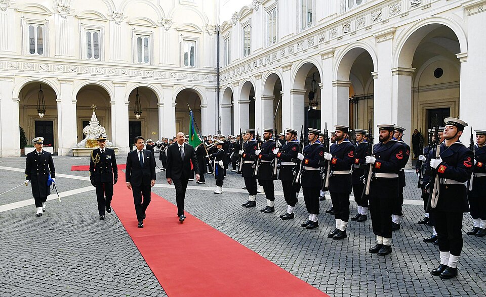 Zdjęcie ilustracyjne: Ilham Aliyev met with President of Council of Ministers of Italy Giuseppe Conte 09.jpg