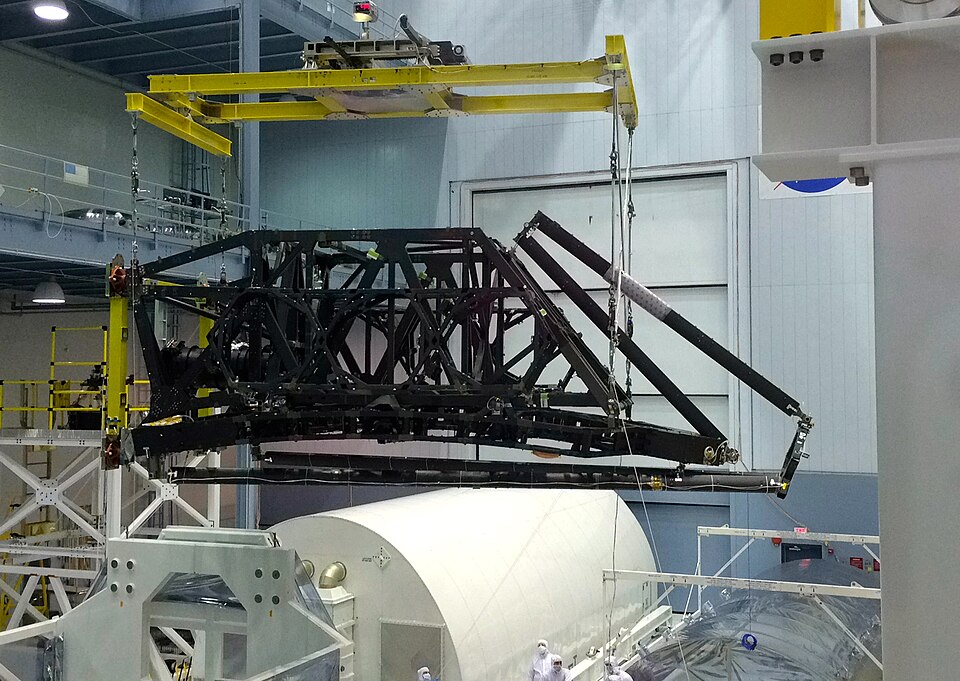 Zdjęcie ilustracyjne: James Webb Space Telescope Telescope Structure Arrival (21271970123).jpg
