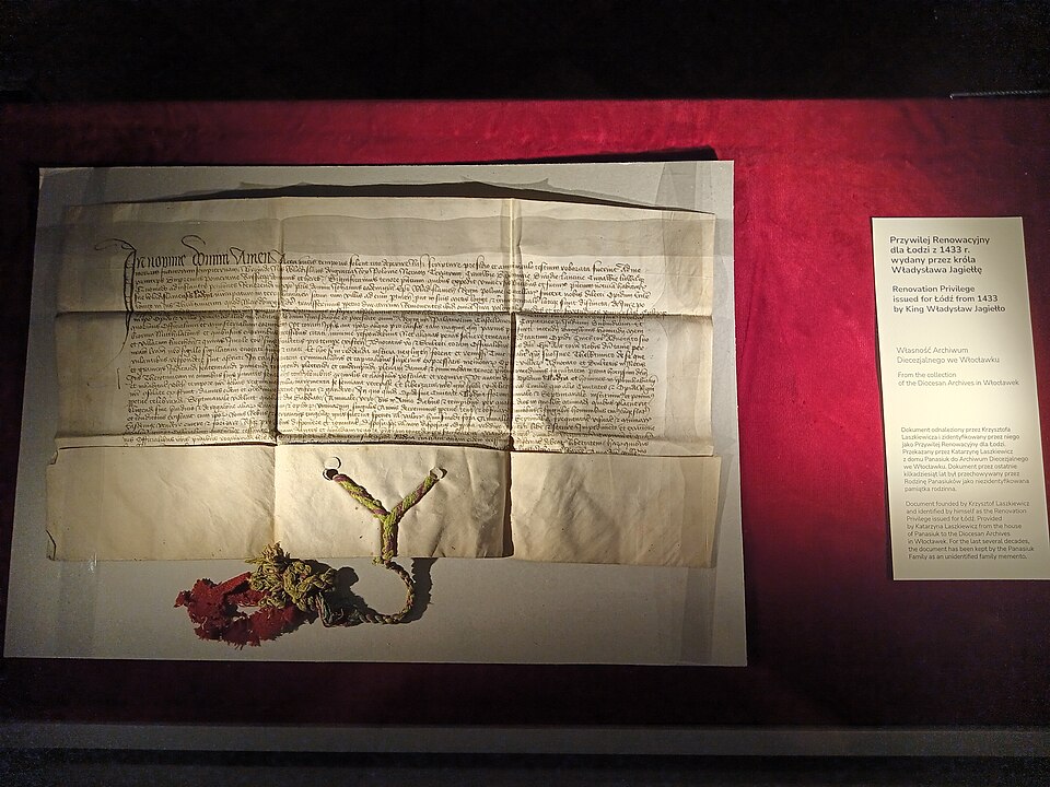 Zdjęcie ilustracyjne: The Renovation Privilege issued for Łódź from 1433 by King Władysław Jagiełło.jpg