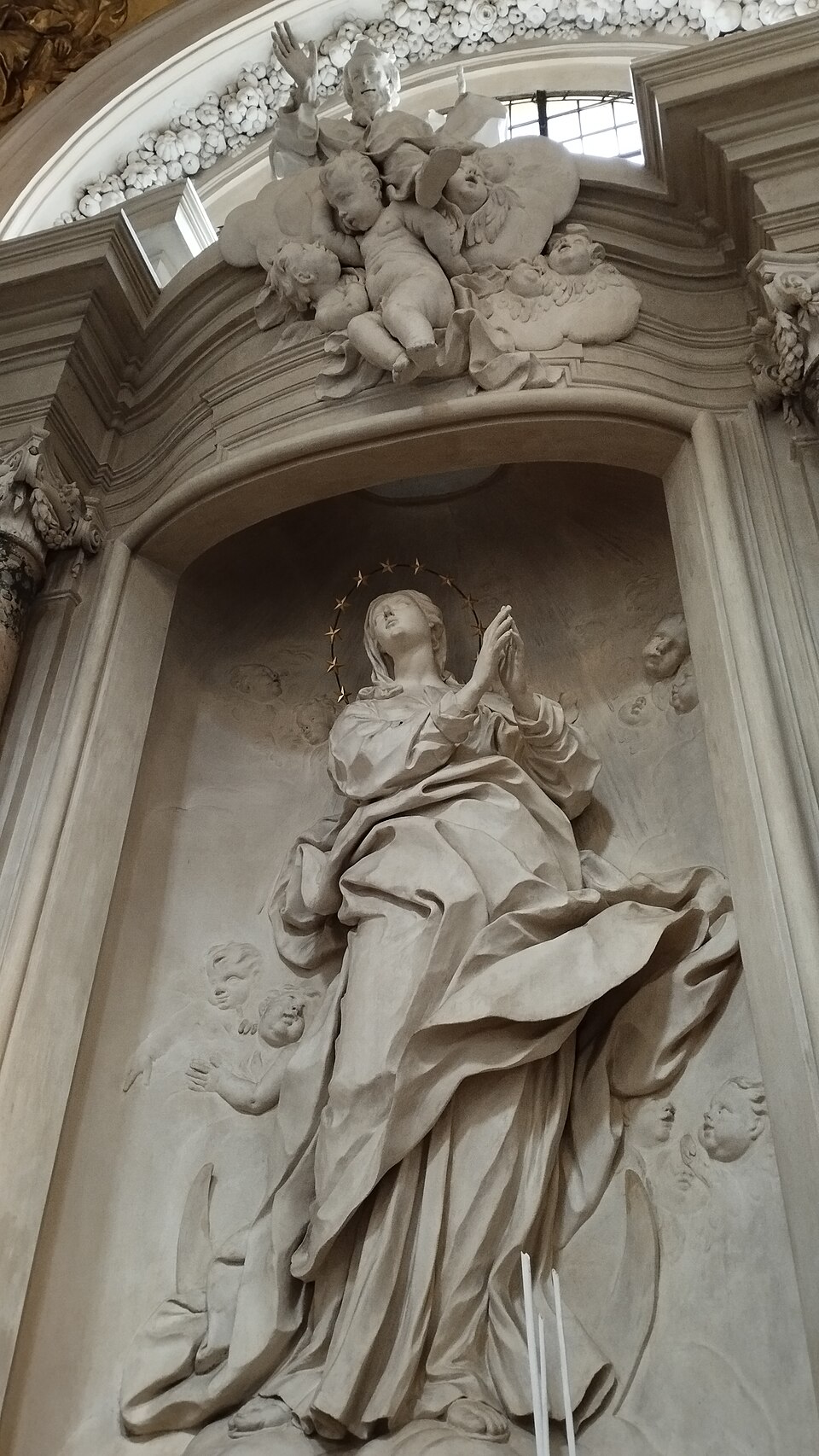 Zdjęcie ilustracyjne: St Anne, Krakow, Poland 17.jpg