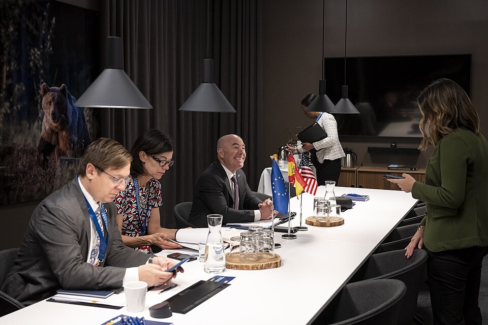 Zdjęcie ilustracyjne: U.S. Secretary of the Department of Homeland Security Secretary Alejandro Mayorkas travels to the United States-European Union Justice and Home Affairs Ministerial in Stockholm, Sweden on June 19, 2023 - 12.jpg