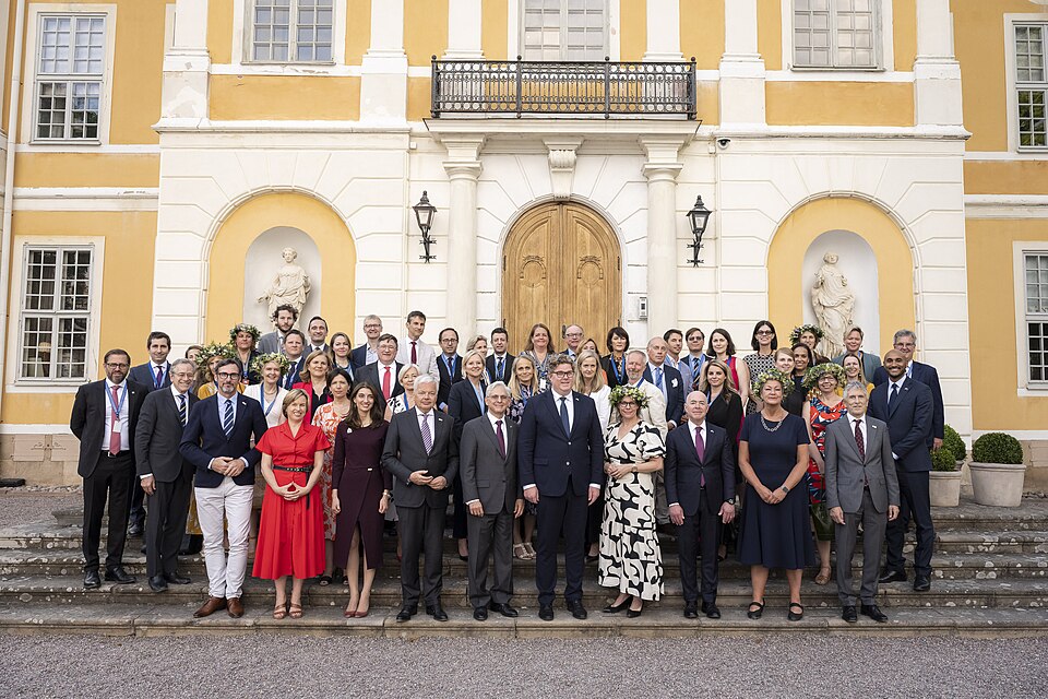 Zdjęcie ilustracyjne: U.S. Secretary of the Department of Homeland Security Secretary Alejandro Mayorkas travels to the United States-European Union Justice and Home Affairs Ministerial in Stockholm, Sweden on June 19, 2023 - 11.jpg