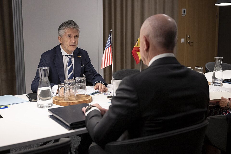 Zdjęcie ilustracyjne: U.S. Secretary of the Department of Homeland Security Secretary Alejandro Mayorkas travels to the United States-European Union Justice and Home Affairs Ministerial in Stockholm, Sweden on June 19, 2023 - 14.jpg