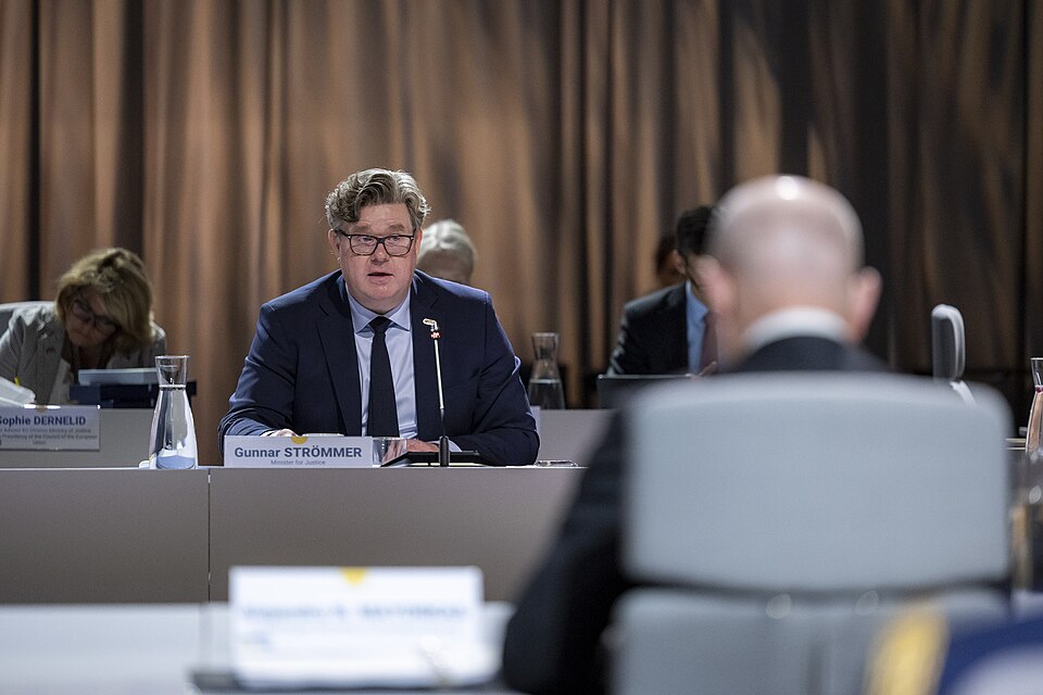 Zdjęcie ilustracyjne: U.S. Secretary of the Department of Homeland Security Secretary Alejandro Mayorkas travels to the United States-European Union Justice and Home Affairs Ministerial in Stockholm, Sweden on June 19, 2023 - 28.jpg