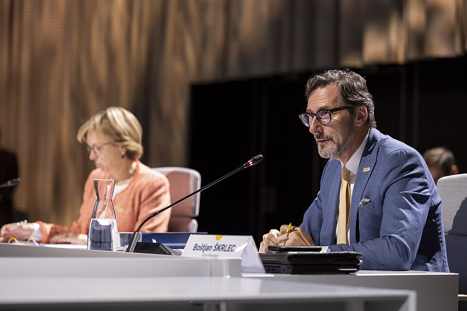 Zdjęcie ilustracyjne: U.S. Secretary of the Department of Homeland Security Secretary Alejandro Mayorkas travels to the United States-European Union Justice and Home Affairs Ministerial in Stockholm, Sweden on June 19, 2023 - 33.jpg