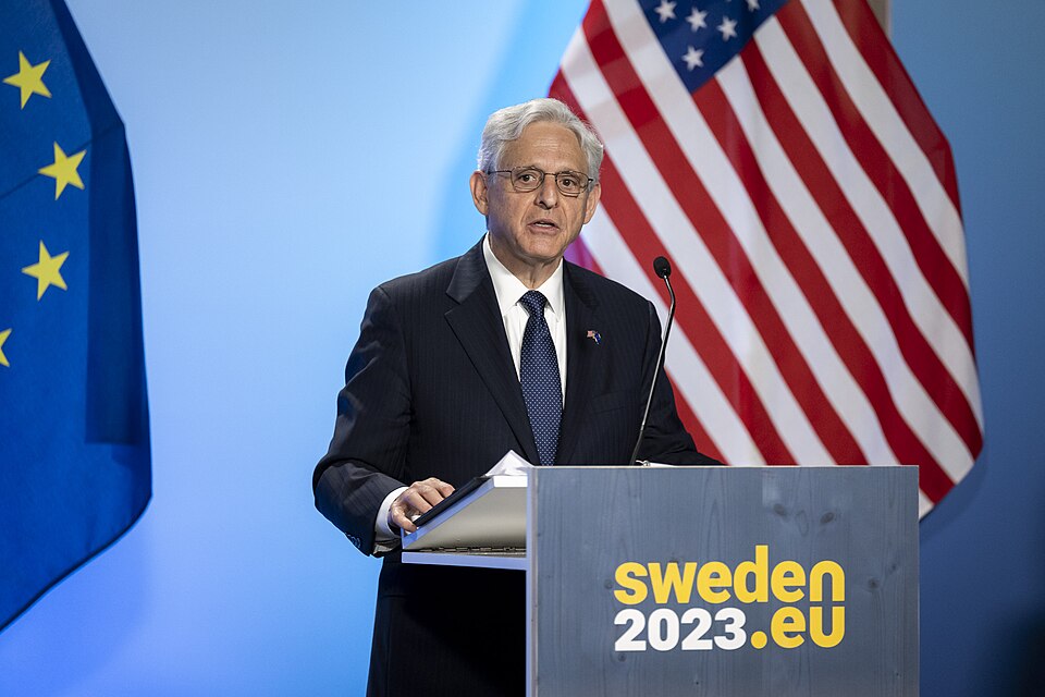 Zdjęcie ilustracyjne: U.S. Secretary of the Department of Homeland Security Secretary Alejandro Mayorkas travels to the United States-European Union Justice and Home Affairs Ministerial in Stockholm, Sweden on June 19, 2023 - 46.jpg