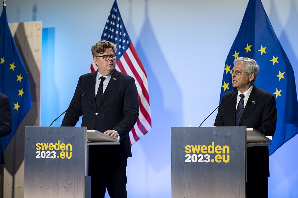 Zdjęcie ilustracyjne: U.S. Secretary of the Department of Homeland Security Secretary Alejandro Mayorkas travels to the United States-European Union Justice and Home Affairs Ministerial in Stockholm, Sweden on June 19, 2023 - 47.jpg
