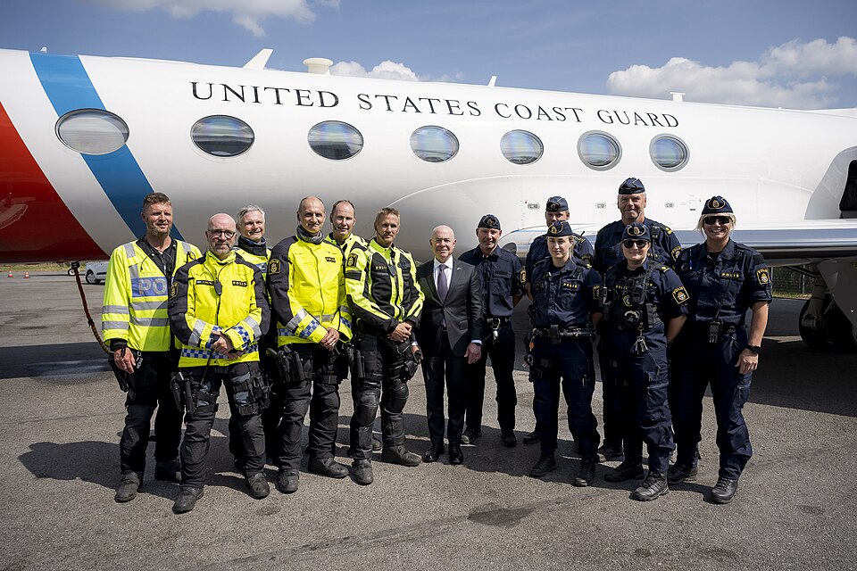 Zdjęcie ilustracyjne: U.S. Secretary of the Department of Homeland Security Secretary Alejandro Mayorkas travels to the United States-European Union Justice and Home Affairs Ministerial in Stockholm, Sweden on June 19, 2023 - 59.jpg