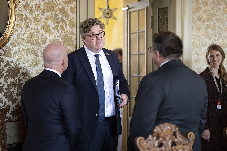 Zdjęcie ilustracyjne: U.S. Secretary of the Department of Homeland Security Secretary Alejandro Mayorkas travels to the United States-European Union Justice and Home Affairs Ministerial in Stockholm, Sweden on June 19, 2023 - 64.jpg