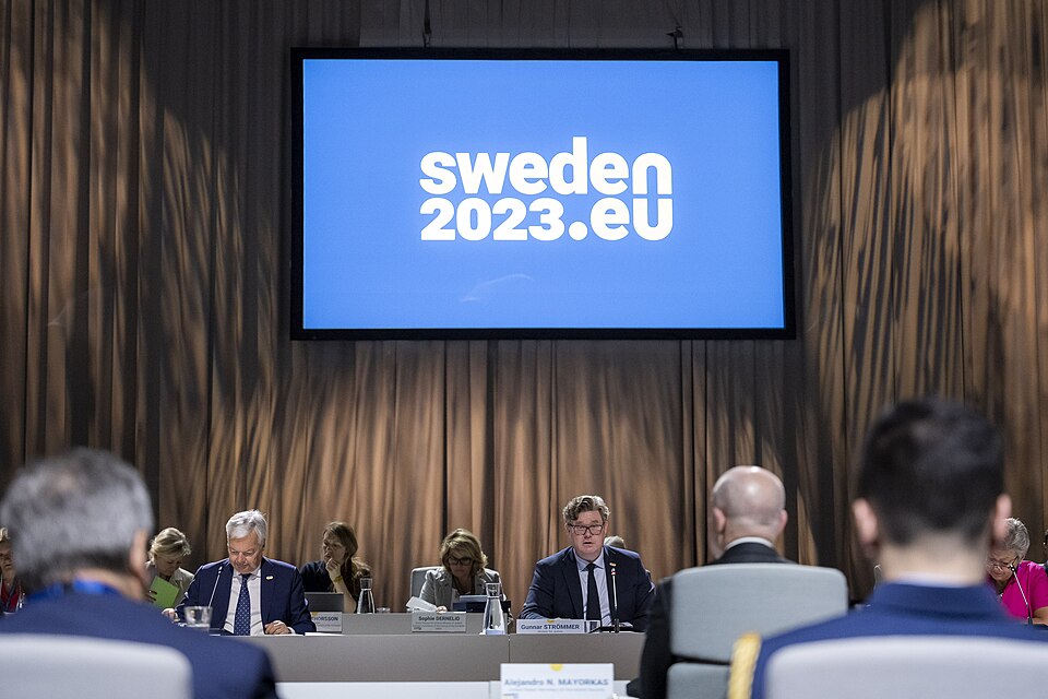 Zdjęcie ilustracyjne: U.S. Secretary of the Department of Homeland Security Secretary Alejandro Mayorkas travels to the United States-European Union Justice and Home Affairs Ministerial in Stockholm, Sweden on June 19, 2023 - 97.jpg