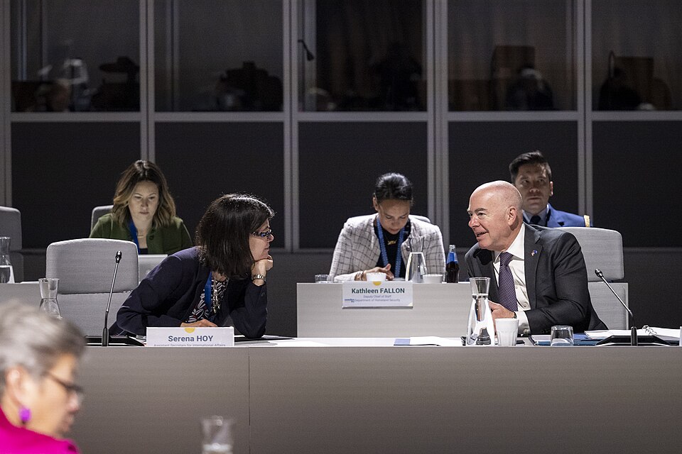 Zdjęcie ilustracyjne: U.S. Secretary of the Department of Homeland Security Secretary Alejandro Mayorkas travels to the United States-European Union Justice and Home Affairs Ministerial in Stockholm, Sweden on June 19, 2023 - 109.jpg