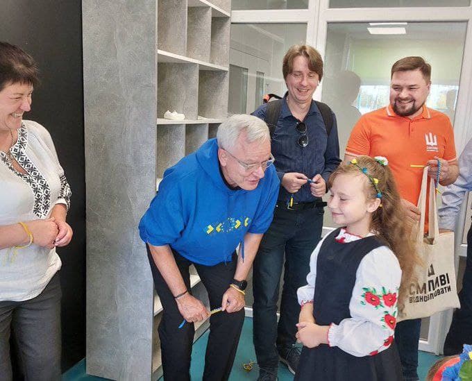 Zdjęcie ilustracyjne: Іванків відновлена школа.jpg