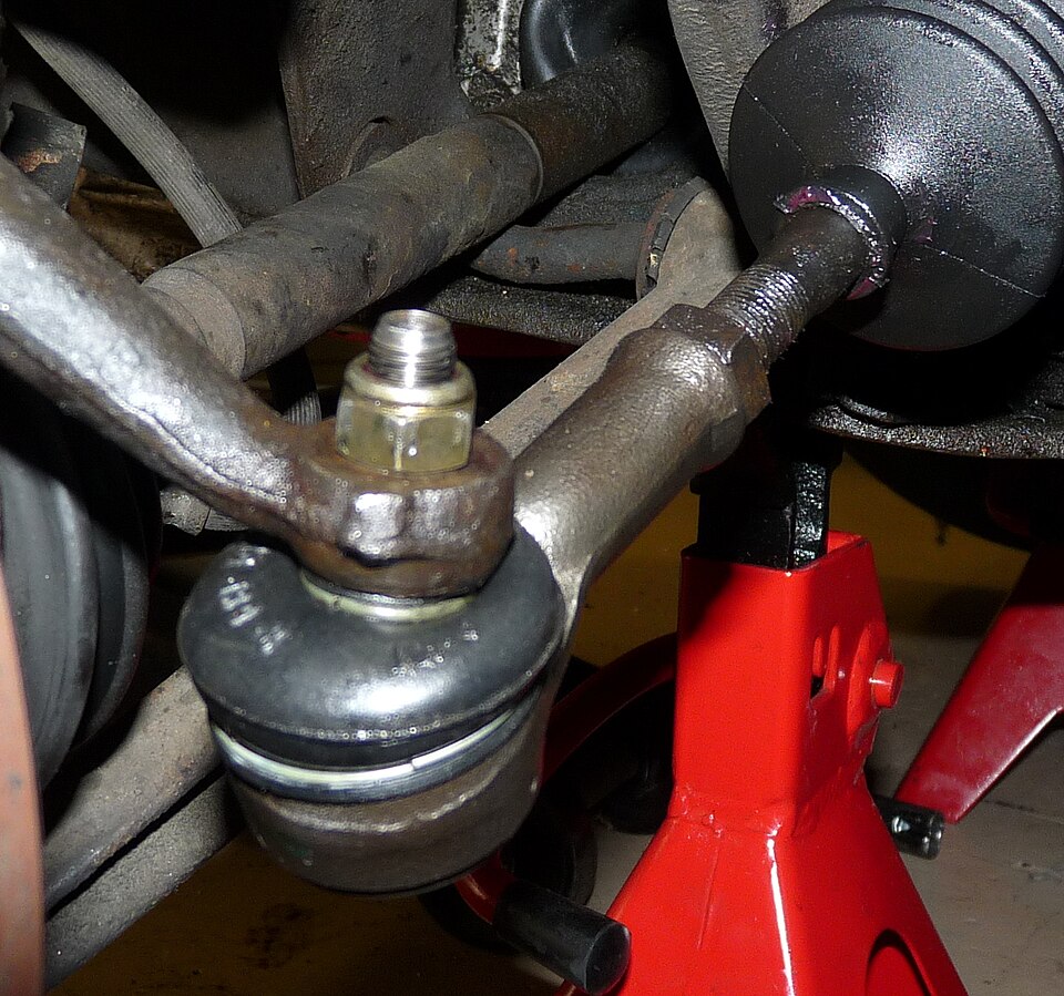Zdjęcie ilustracyjne: Tie rod end.jpeg