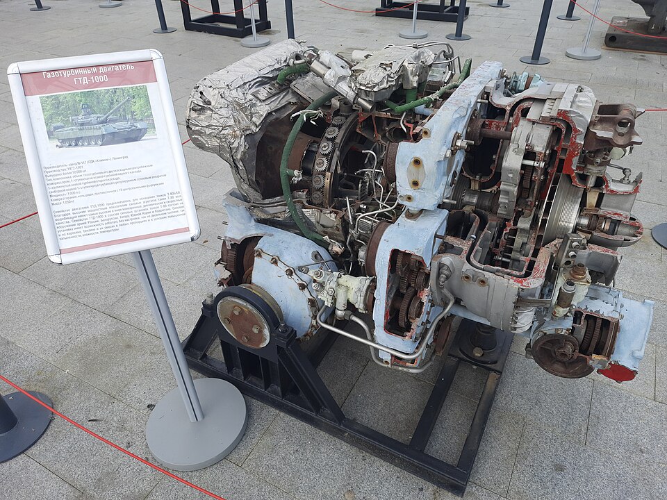 Zdjęcie ilustracyjne: Outdoor pavilions of the UMMC Museum of automotive technology 15.jpg