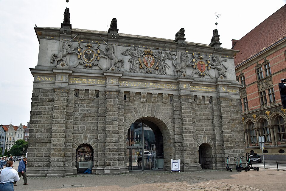 Zdjęcie ilustracyjne: Highland Gate, Gdansk, Poland.jpg
