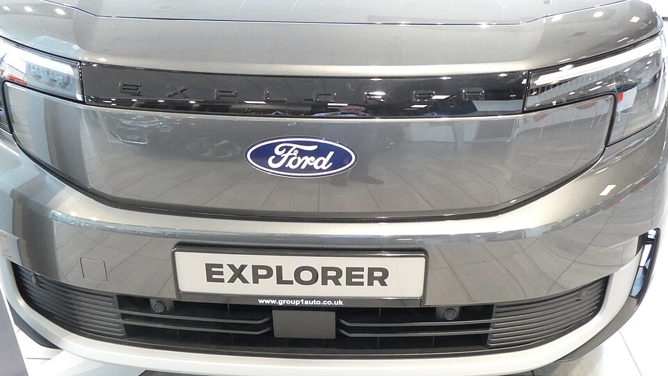 Zdjęcie ilustracyjne: 2025 Ford Explorer EV Front View.jpg