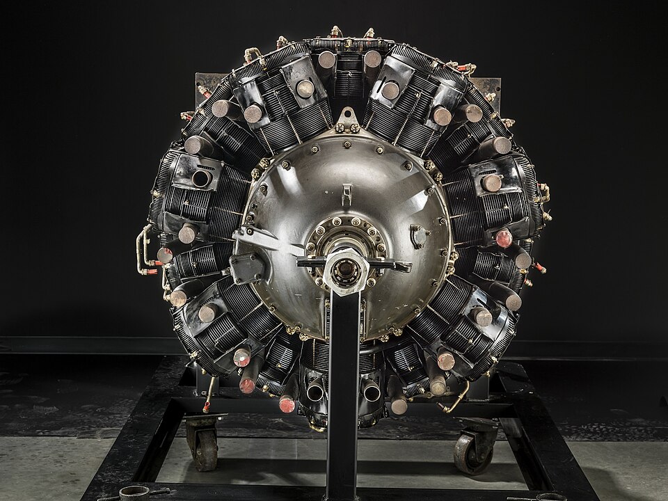 Zdjęcie ilustracyjne: Continental XR-1740-2, Sleeve Valve, Radial 14 Engine - DPLA - 4ba87b3ae1cf1c37f1a59cacb67205bf (page 4).jpg