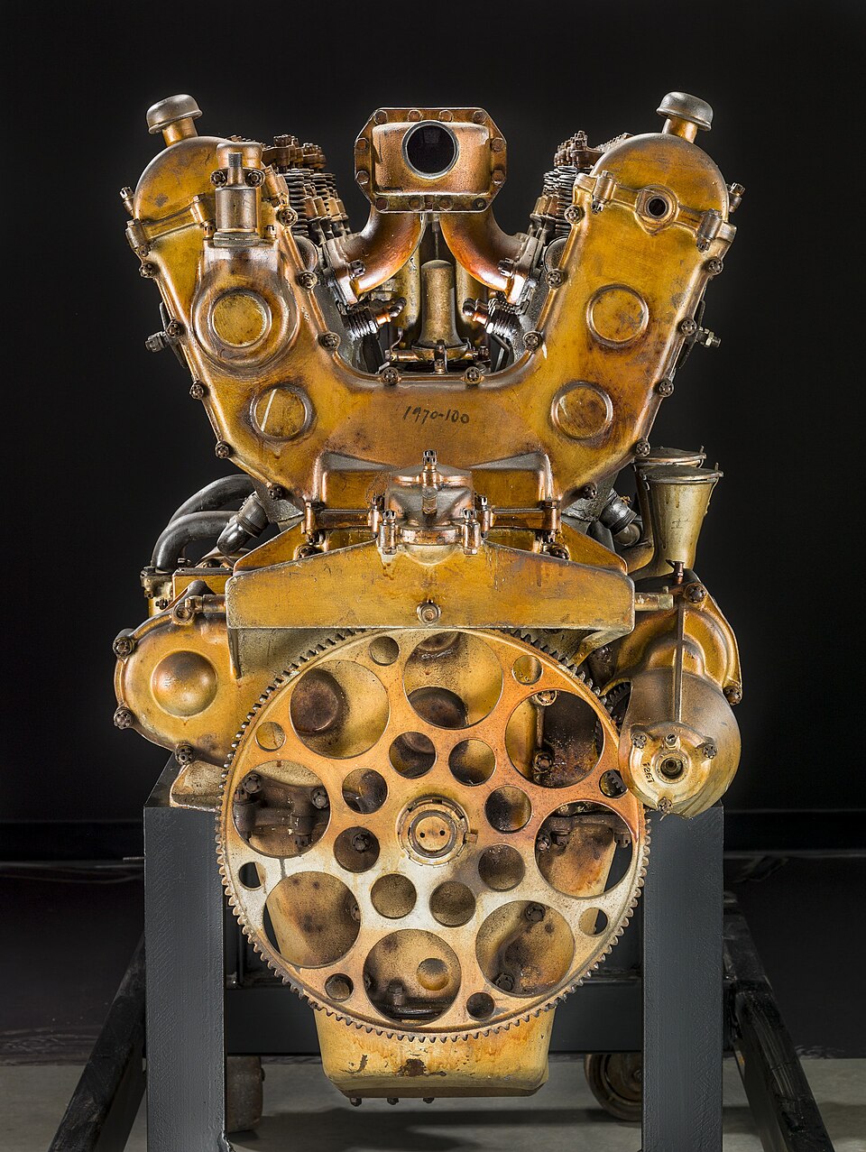 Zdjęcie ilustracyjne: Packard B-12 (Model 905), V-12 Engine - DPLA - 607b66577d546c689eec2404d07cb53e (page 2).jpg