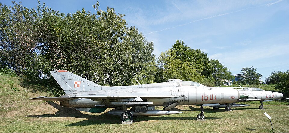 Zdjęcie ilustracyjne: MiG-21PF number 1901, Polish Aviation Museum, 39 Jana Pawła II Avenue, Kraków, Poland (2).jpg
