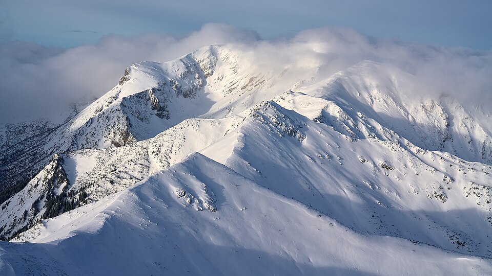 Zdjęcie ilustracyjne: Winter in Tatry Mountains - Poland.jpg