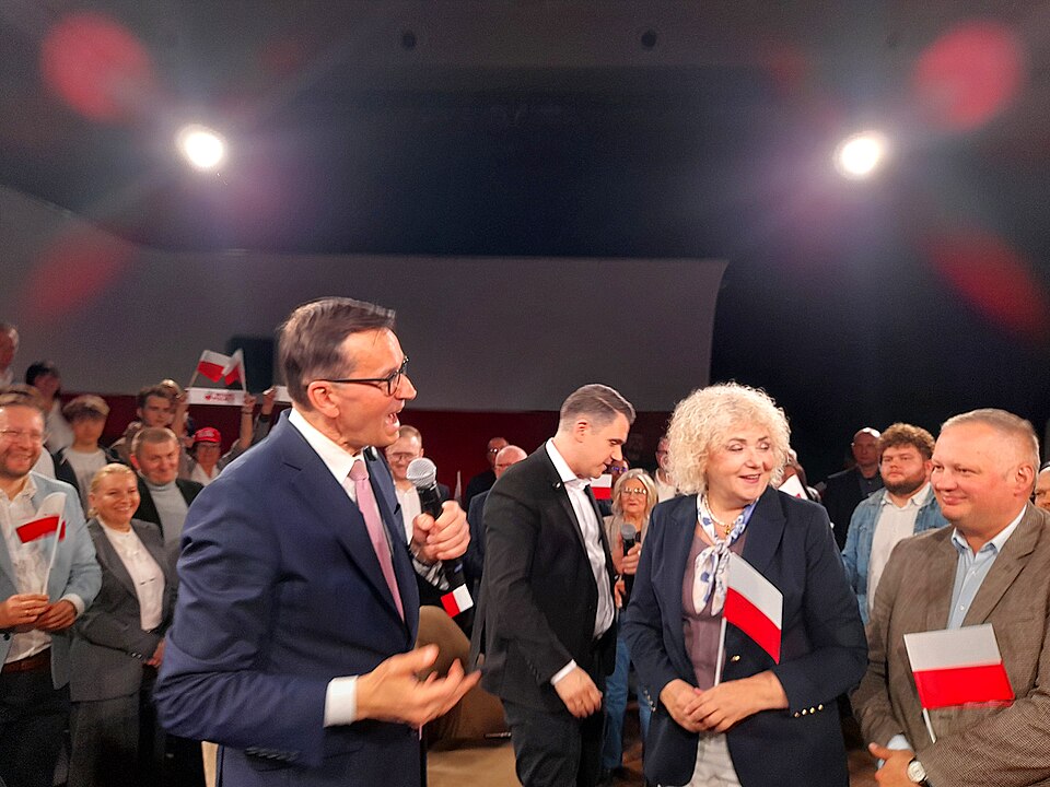 Zdjęcie ilustracyjne: A program meeting, on 26 Apr. 2026, featuring Member of Parliament Daniel Milewski and Prime Minister of the Republic of Poland, Mr. Mateusz Morawiecki.jpg