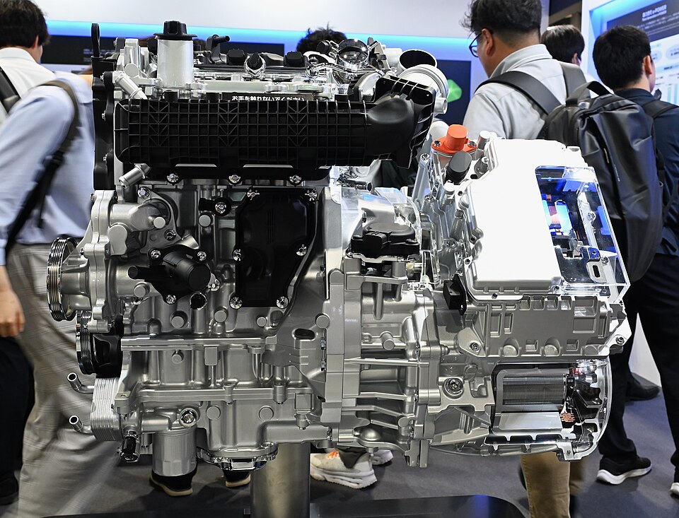 Zdjęcie ilustracyjne: Nissan Qashqai e-POWER powertrain 02.jpg
