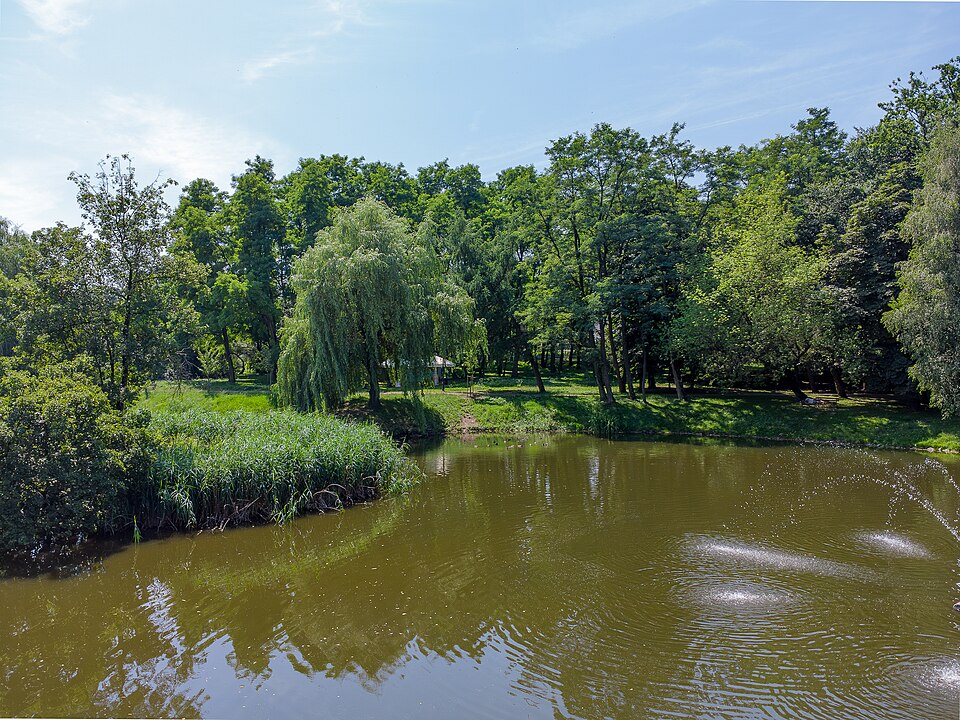 Zdjęcie ilustracyjne: Adam Mickiewicz City Park in Wieliczka City........, Poland 2026.jpg
