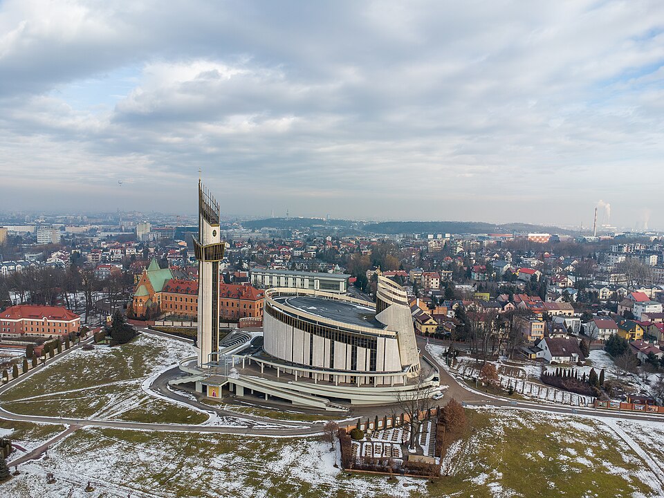 Zdjęcie ilustracyjne: Church of the Divine Mercy, bird's eye view, 3 Siostry Faustyny street. Lagiewniki, Krakow, Poland (5).jpg