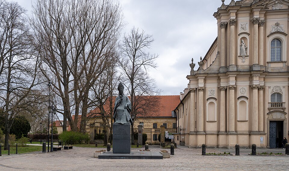 Zdjęcie ilustracyjne: Jan Twardowski Square, 2026, Warsaw, Poland.jpg
