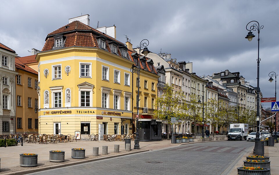 Zdjęcie ilustracyjne: Krakowskie Przedmieście street, 2026,,, Warsaw, Poland.jpg