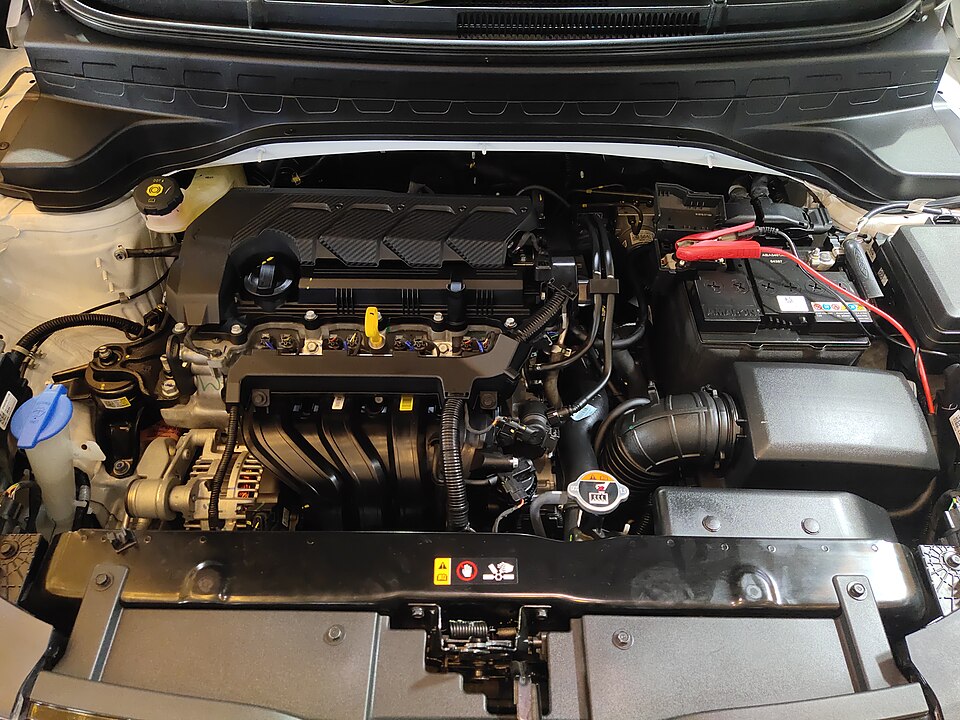 Zdjęcie ilustracyjne: Engine bay of Kia New Sonet during GIIAS 2026 in Bandung 20260913 184651.jpg