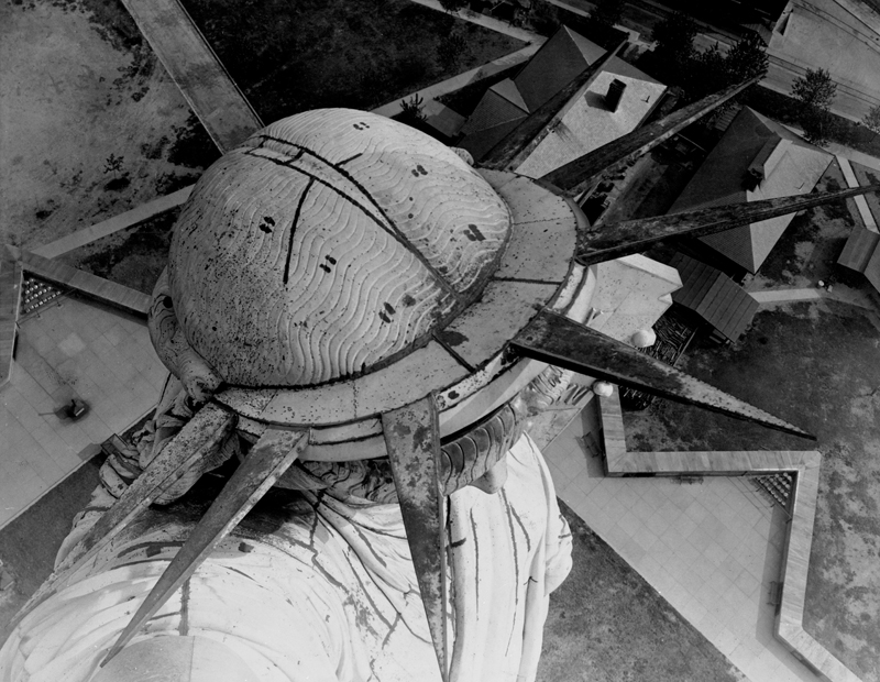 Zdjęcie ilustracyjne: Statue of Liberty, 1920.JPG