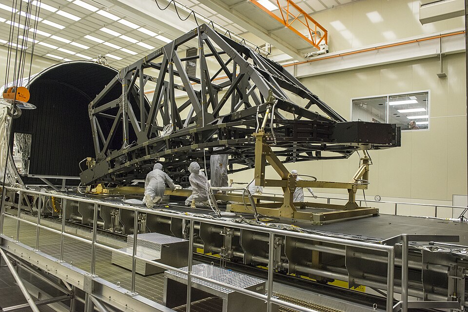 Zdjęcie ilustracyjne: The Backplane of James Webb Space Telescope Completes Testing at Marshall.jpg
