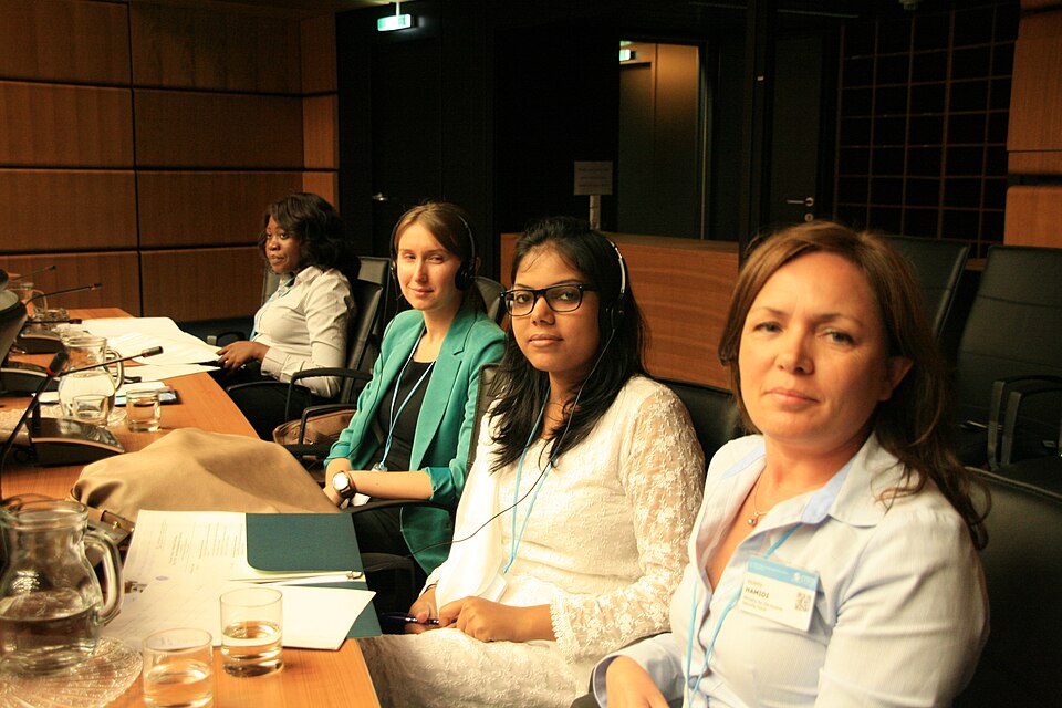 Zdjęcie ilustracyjne: CTBT Diplomacy & Public Policy course - July 2013 (9378908020).jpg