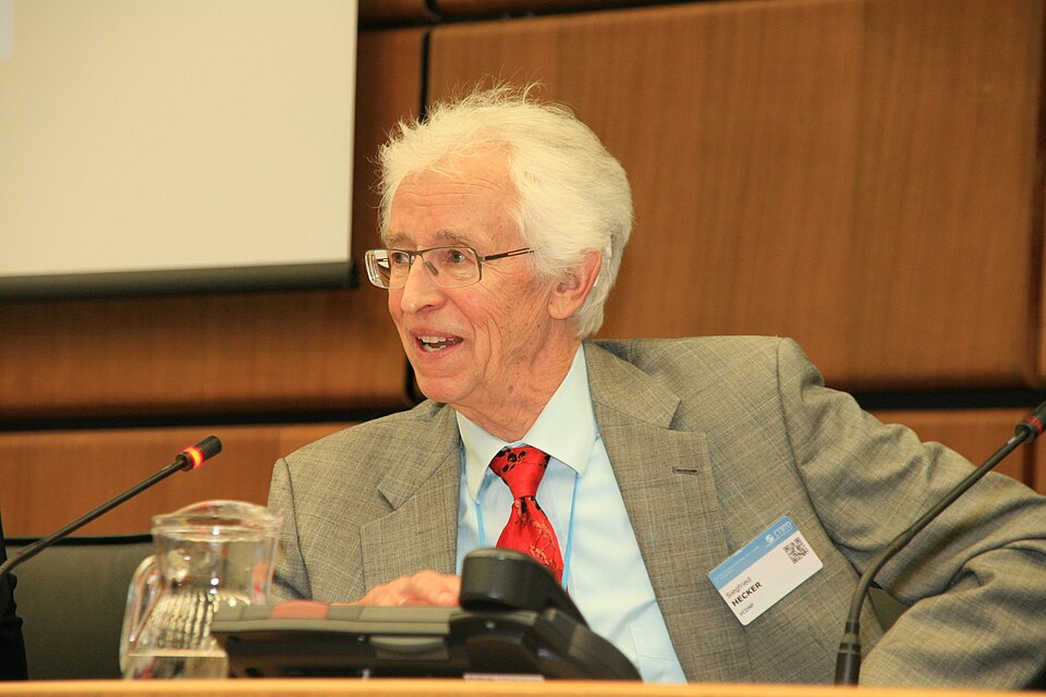 Zdjęcie ilustracyjne: CTBT Diplomacy & Public Policy course - July 2013 (9376124037).jpg