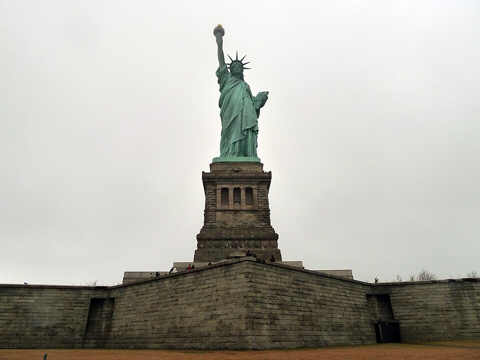 Zdjęcie ilustracyjne: The Statue of Liberty (11654093695).jpg