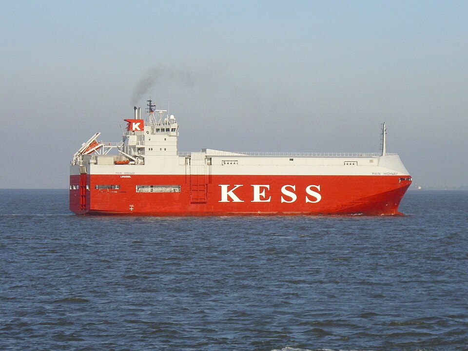 Zdjęcie ilustracyjne: Car carrier Main Highway (2).jpg
