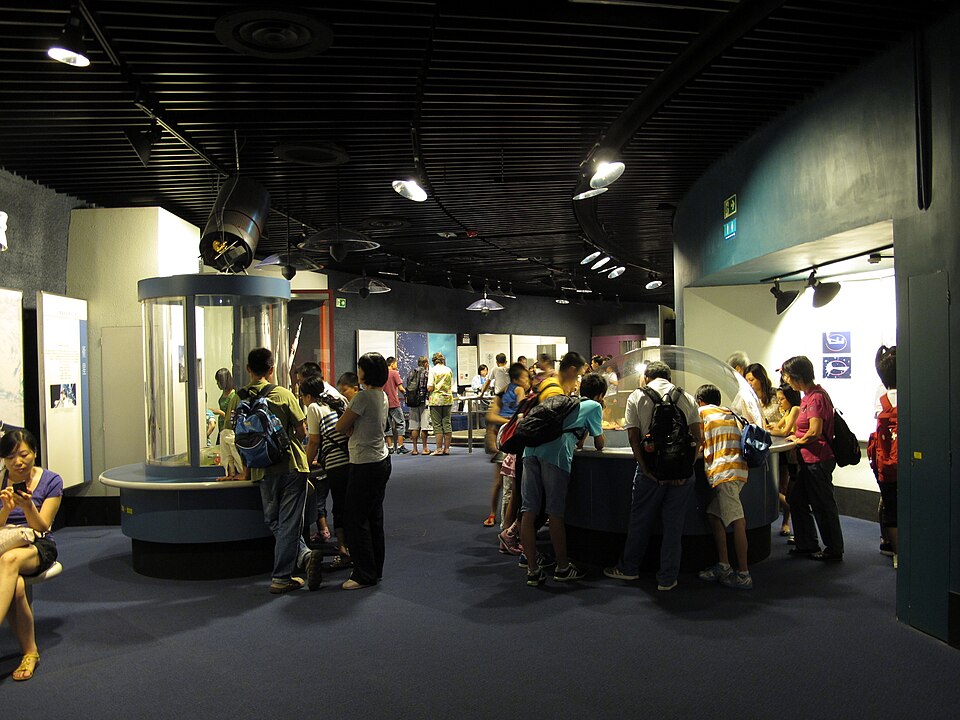 Zdjęcie ilustracyjne: HK Space Museum Hall of Space Science 2012.jpg