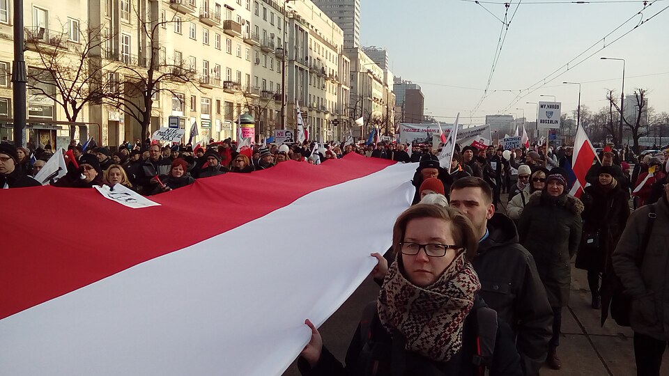 Zdjęcie ilustracyjne: Demonstracja KOD w obronie Lecha Wałęsy 25.JPG