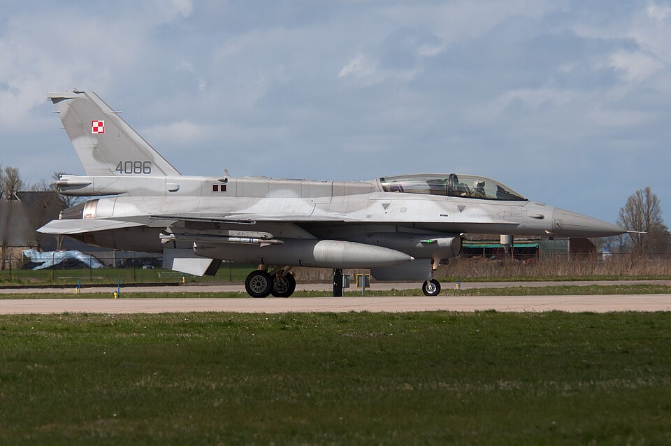 Zdjęcie ilustracyjne: Polish Air Force (4086) F-16D Block 52 at Frisian Flag 2015.jpg
