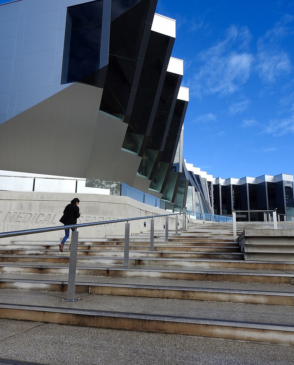 Zdjęcie ilustracyjne: John Curtin School of Medical Research in Canberra.jpg