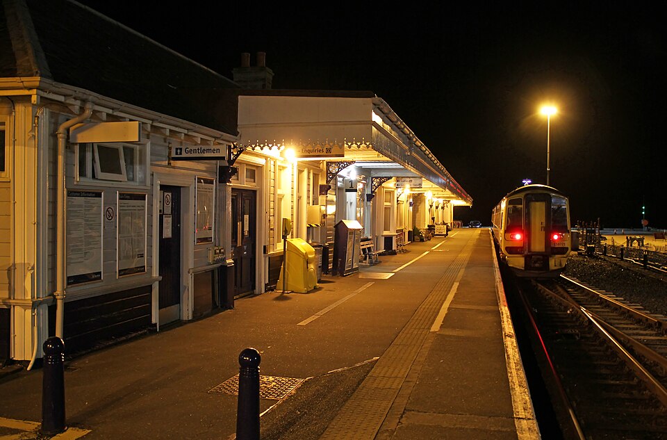 Zdjęcie ilustracyjne: Kyle of Lochalsh Station (37201456600).jpg